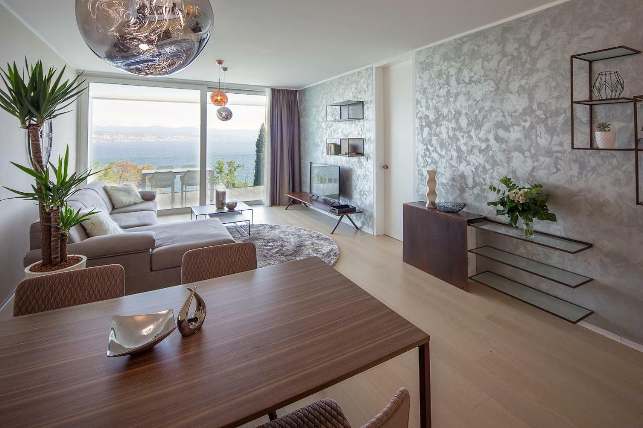 Opatija Deluxe Apartment with swimming pool Buitenkant foto