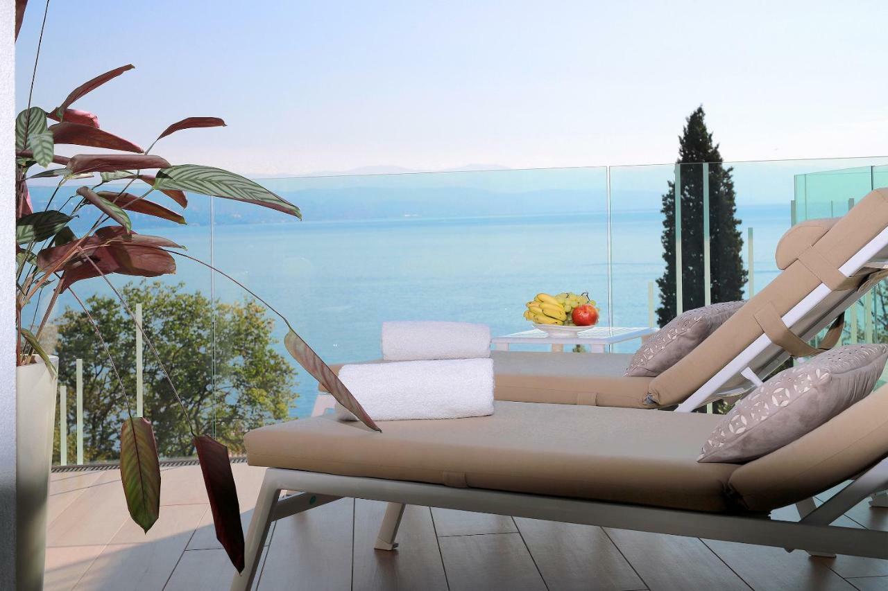 Opatija Deluxe Apartment with swimming pool Buitenkant foto